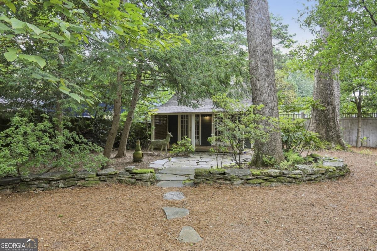 570 Valley Lane Atlanta - 38