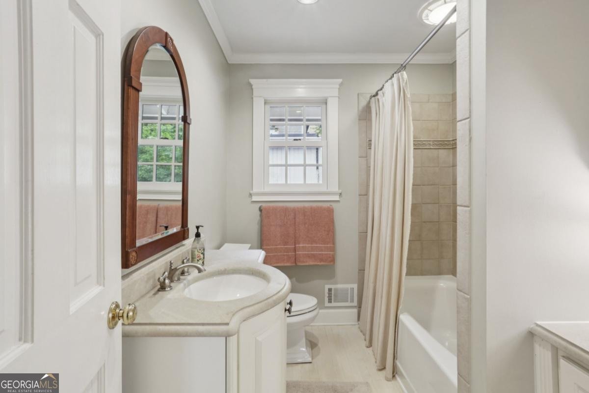 570 Valley Lane Atlanta - 7