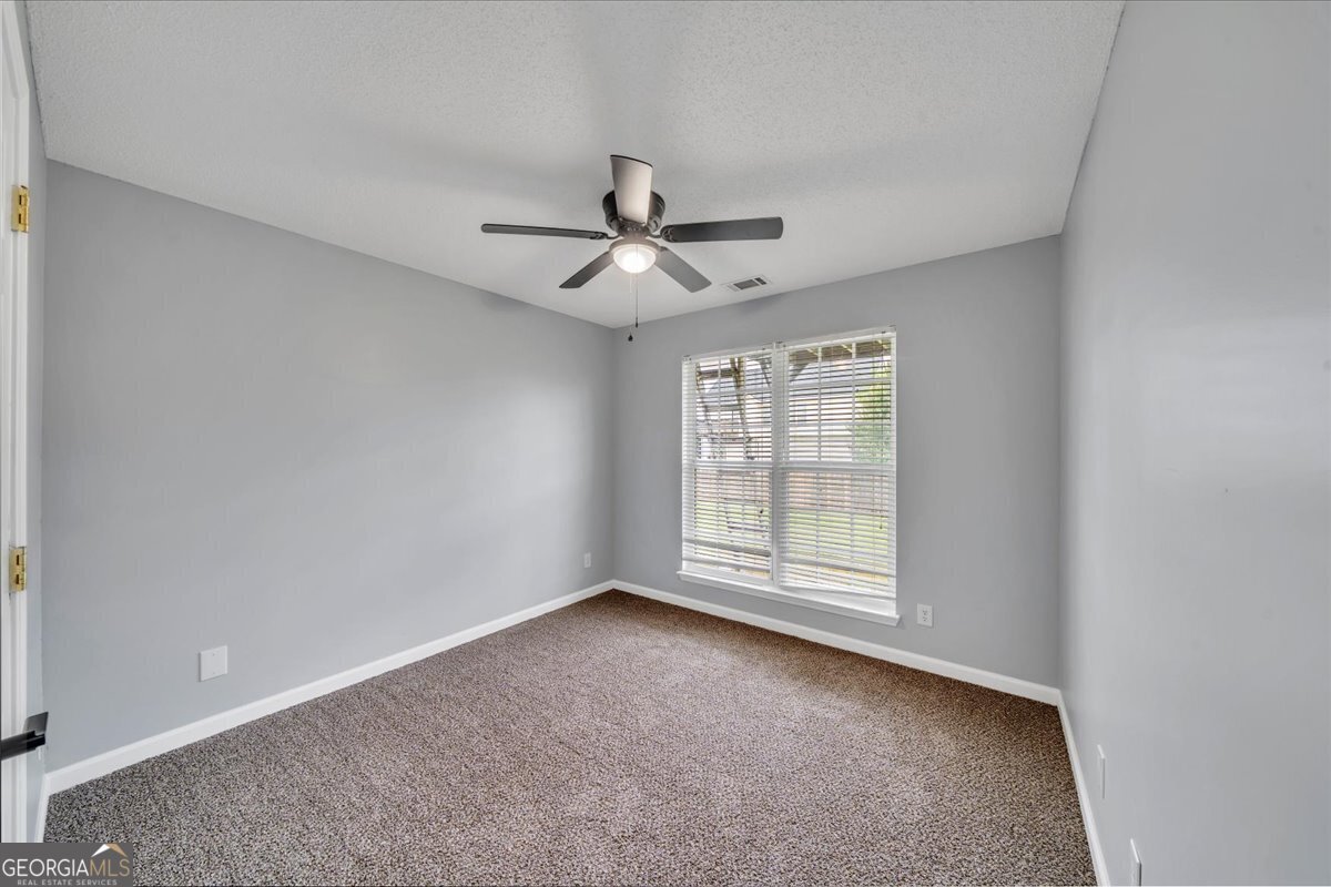 105 Browning Point Byron - 16