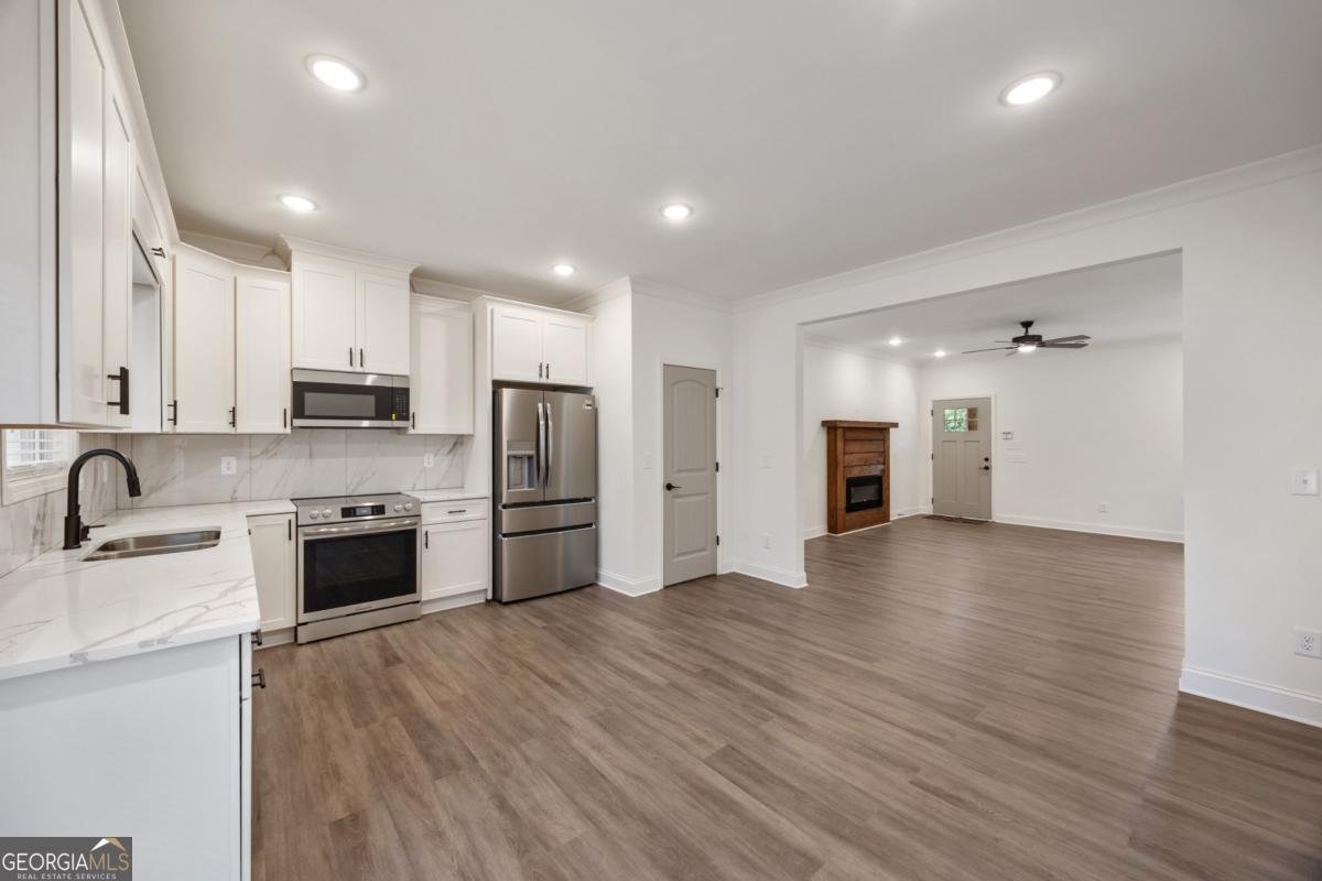 98 Reese Street Monroe - 14