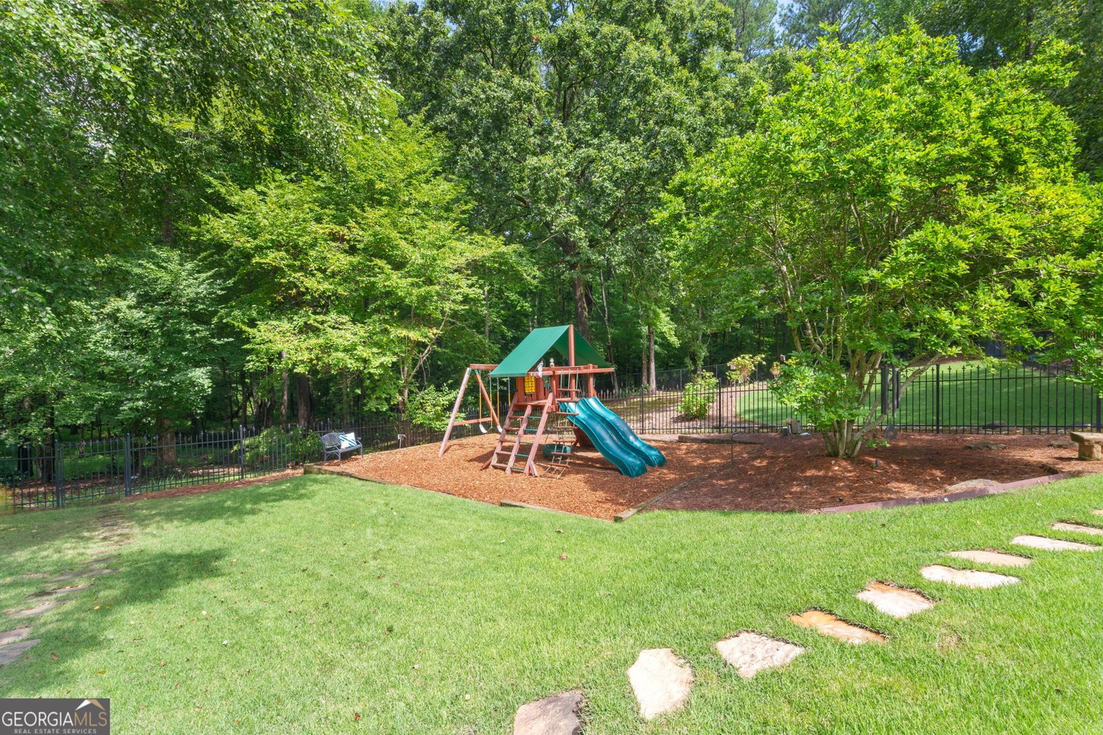 665 Old Mountain Road Kennesaw - 24