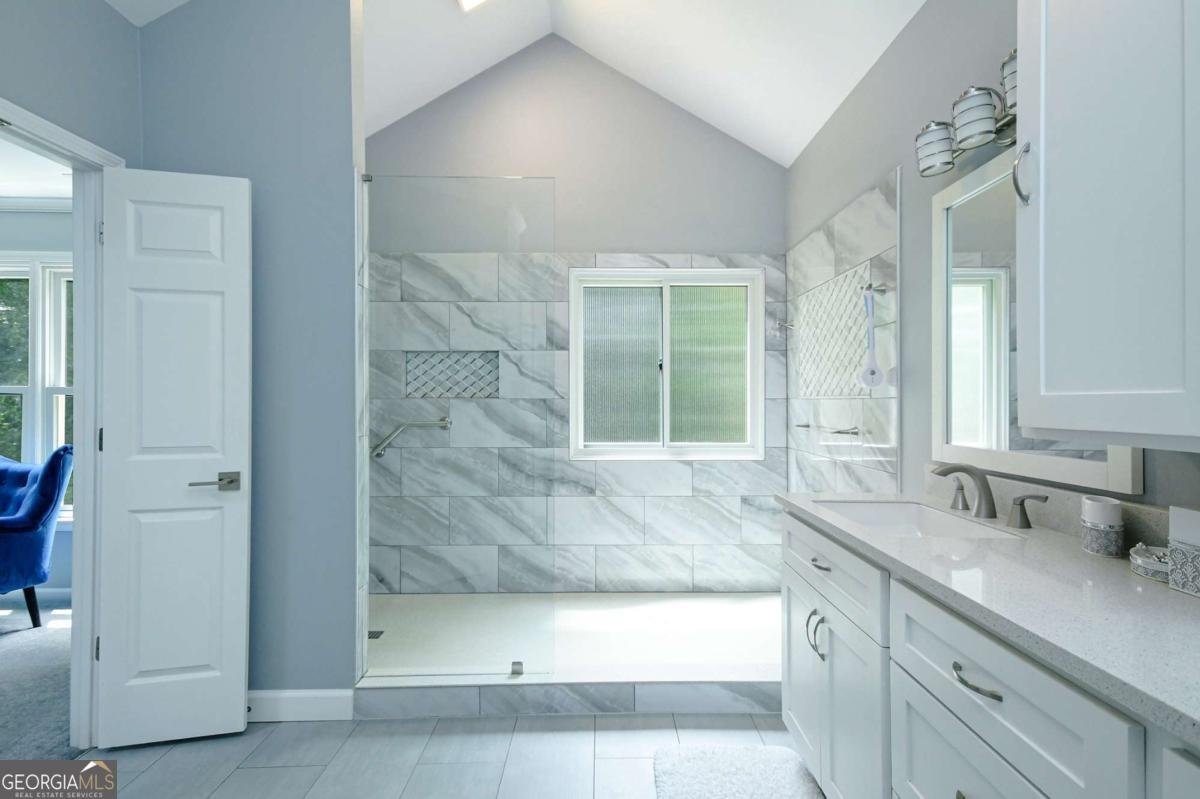 1716 Crowes Lake Court Lawrenceville - 17
