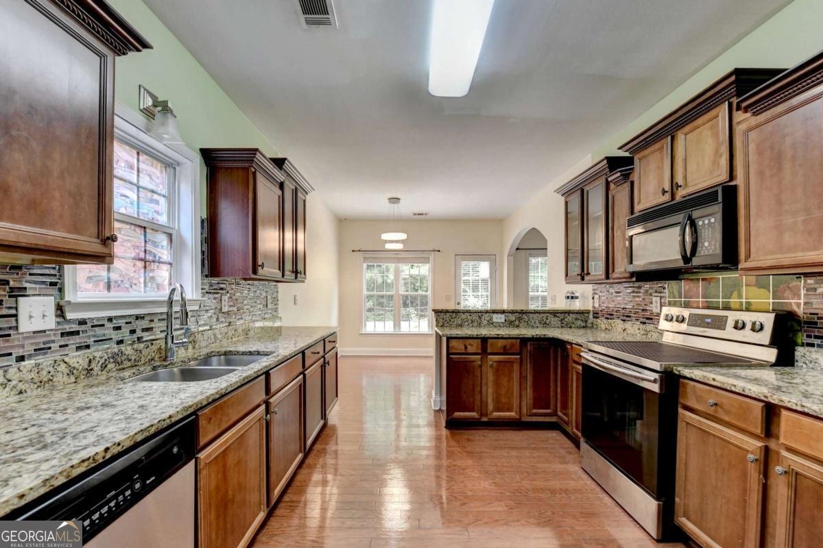 845 Scenic Creek Drive Lawrenceville - 10