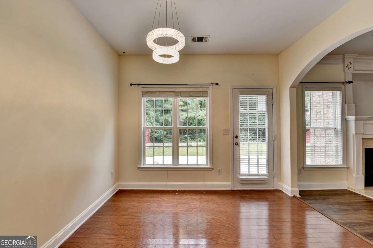 845 Scenic Creek Drive Lawrenceville - 19
