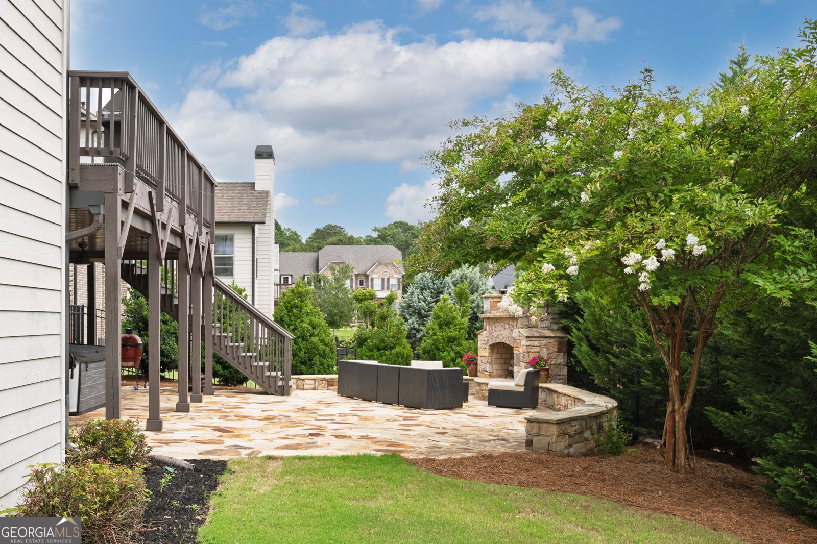 220 Briar Hollow Lane Woodstock - 27