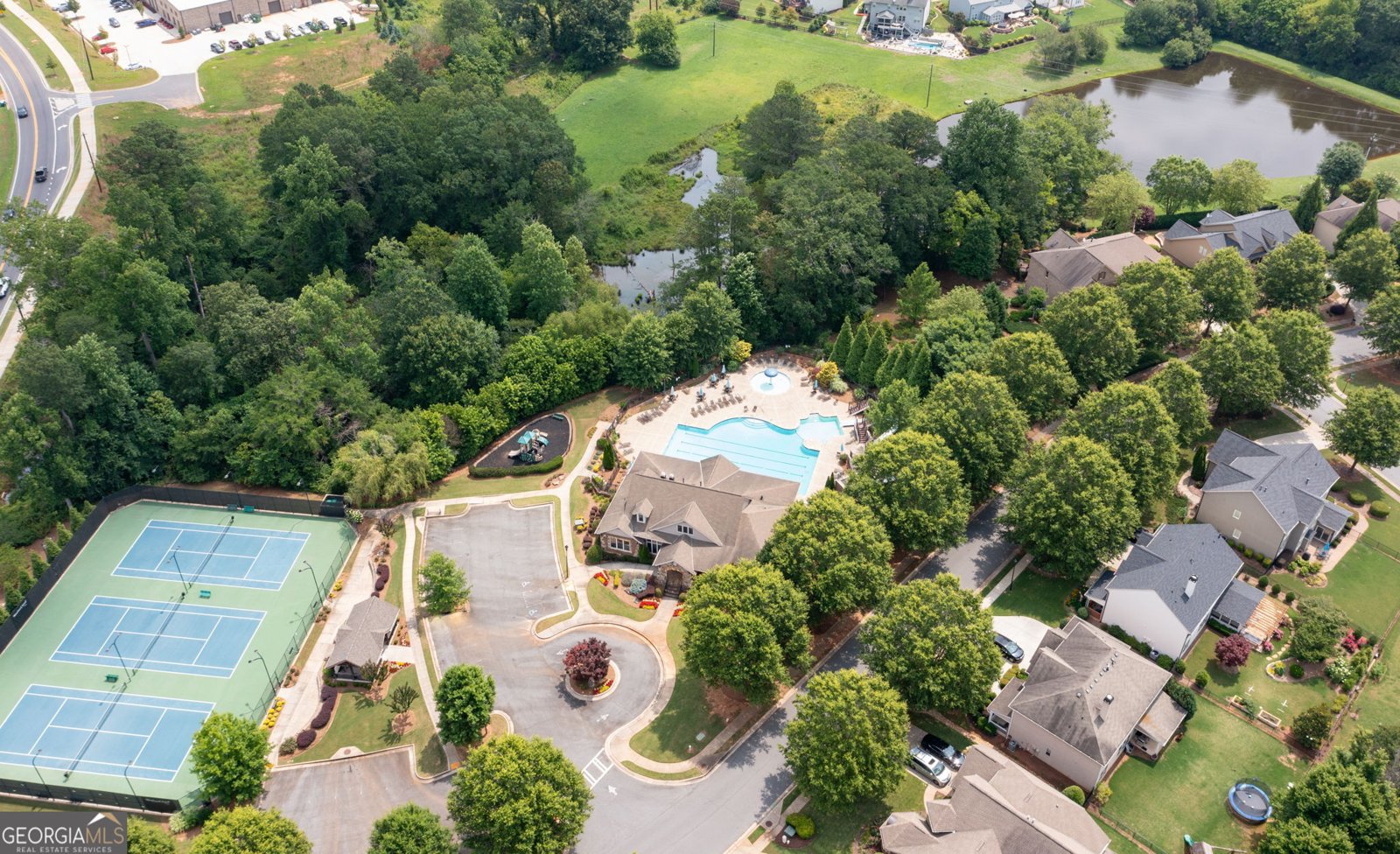 220 Briar Hollow Lane Woodstock - 43