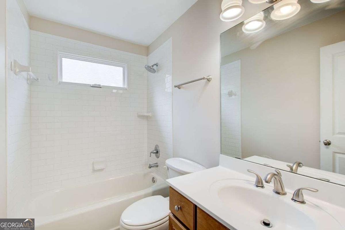 945 Longley Avenue Atlanta - 10