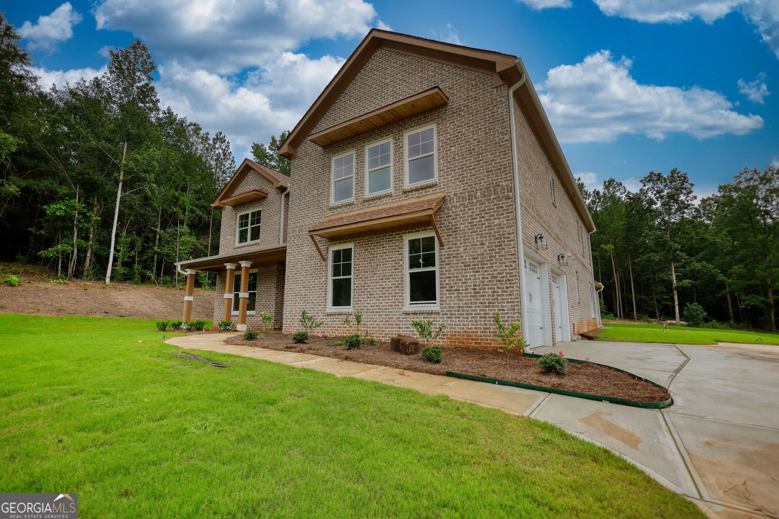 1020 Queens Bridge Way Griffin - 74