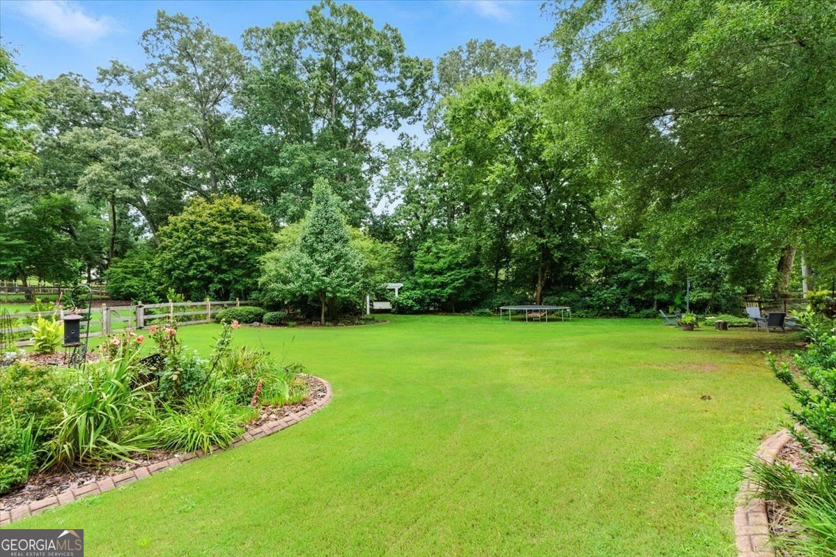 1042 AVERY CREEK Woodstock - 10