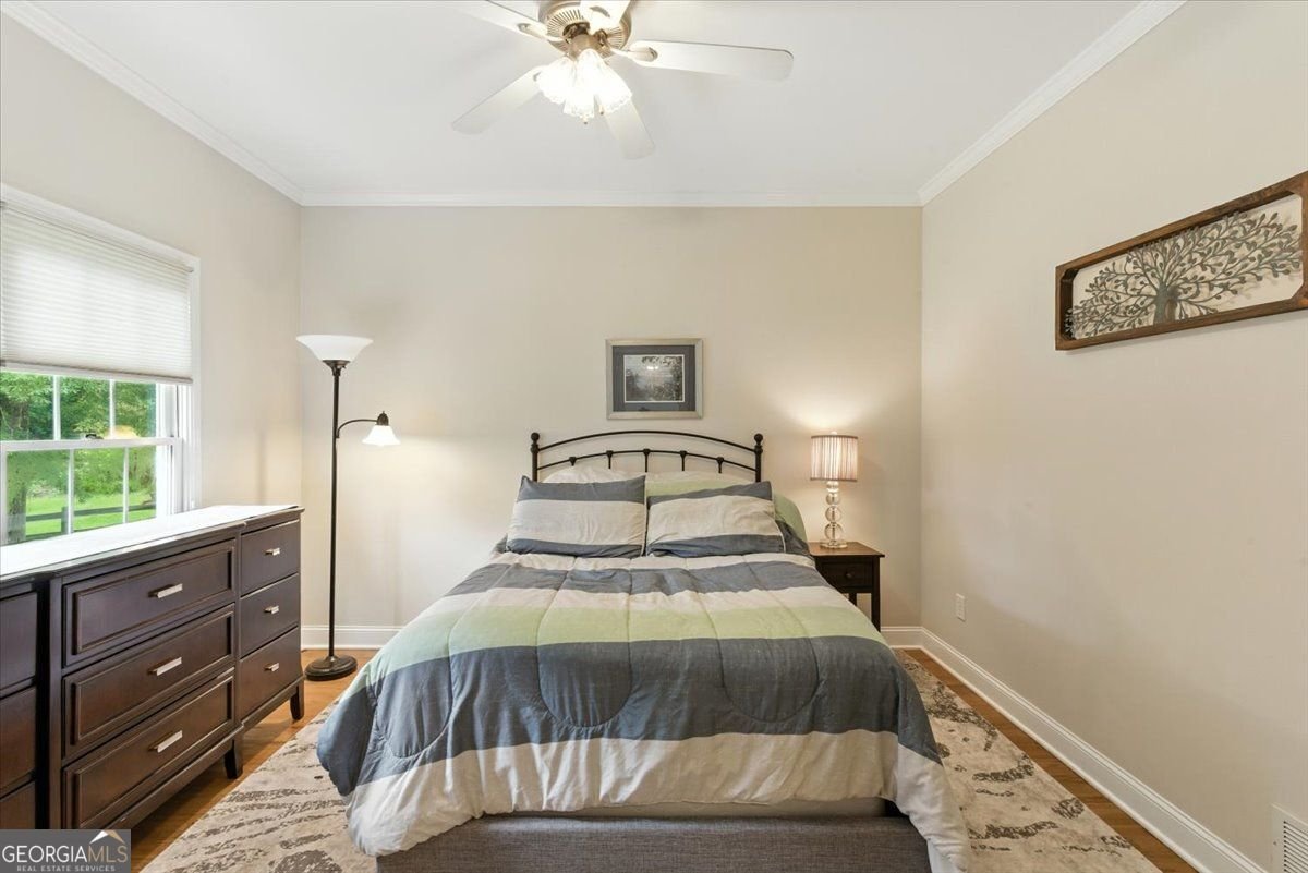 1042 AVERY CREEK Woodstock - 29
