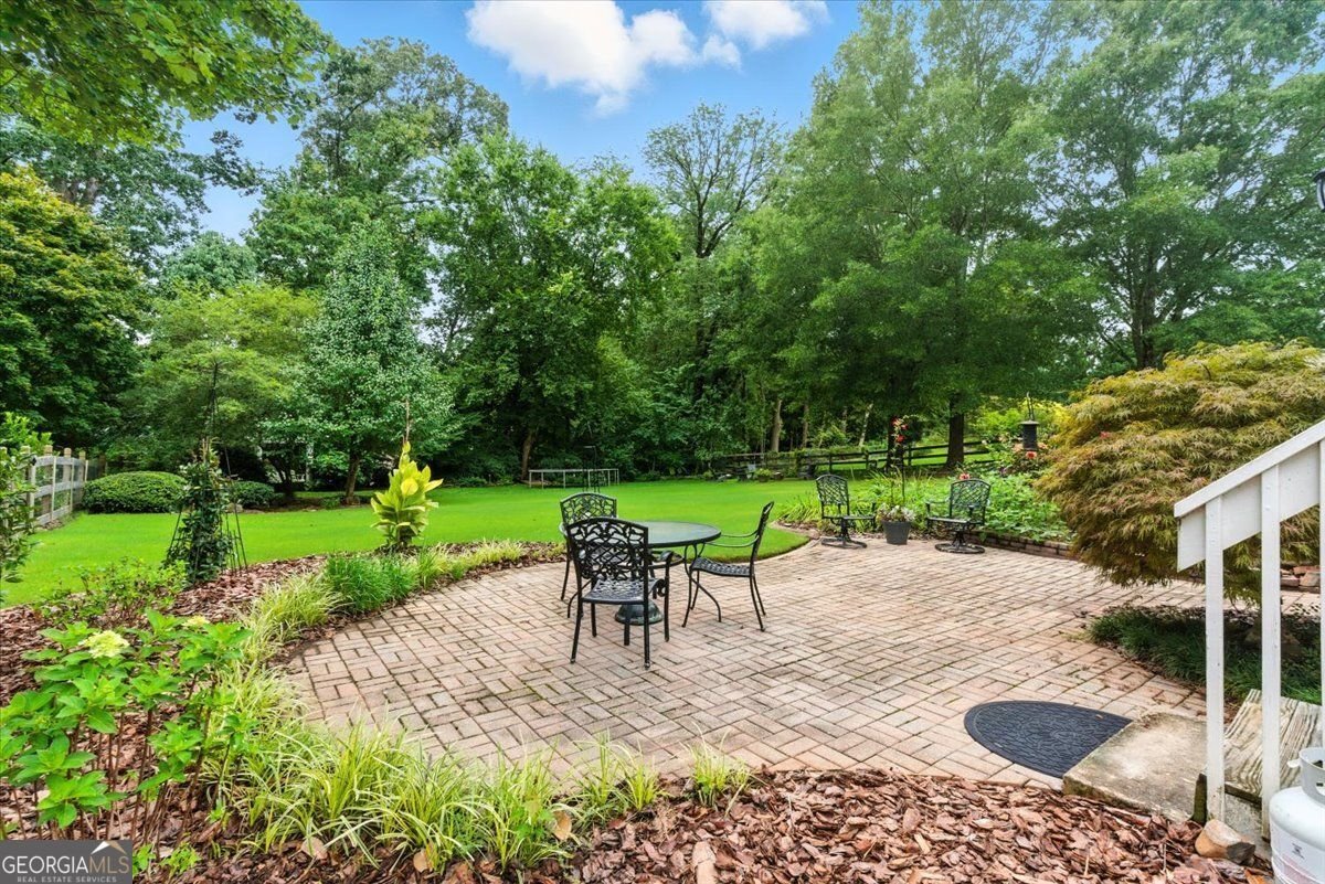 1042 AVERY CREEK Woodstock - 4