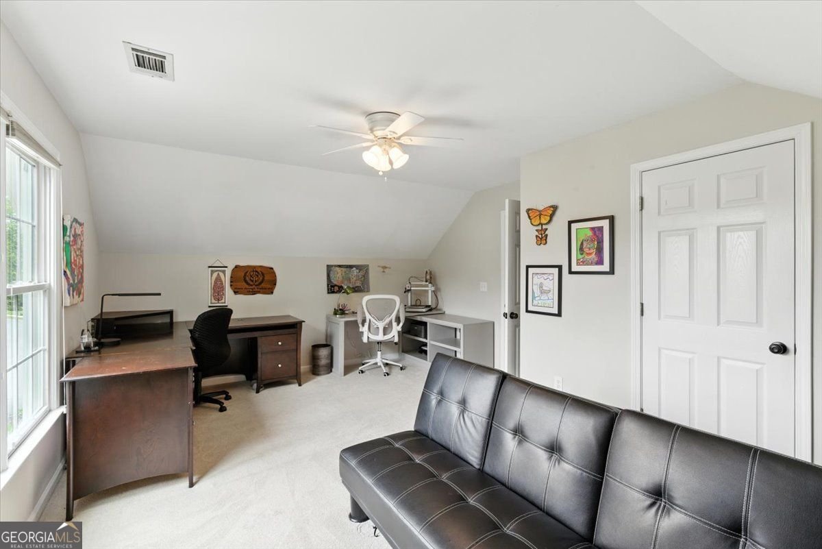 1042 AVERY CREEK Woodstock - 45