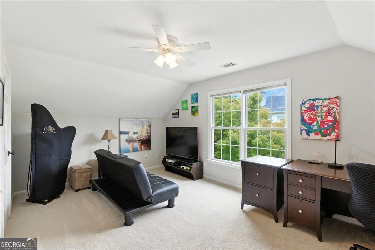 1042 AVERY CREEK Woodstock - 47