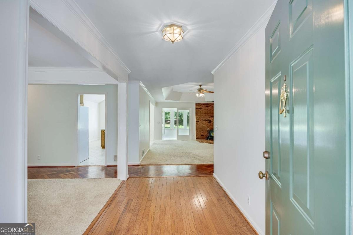 7635 Saddle Creek Trail Gainesville - 28