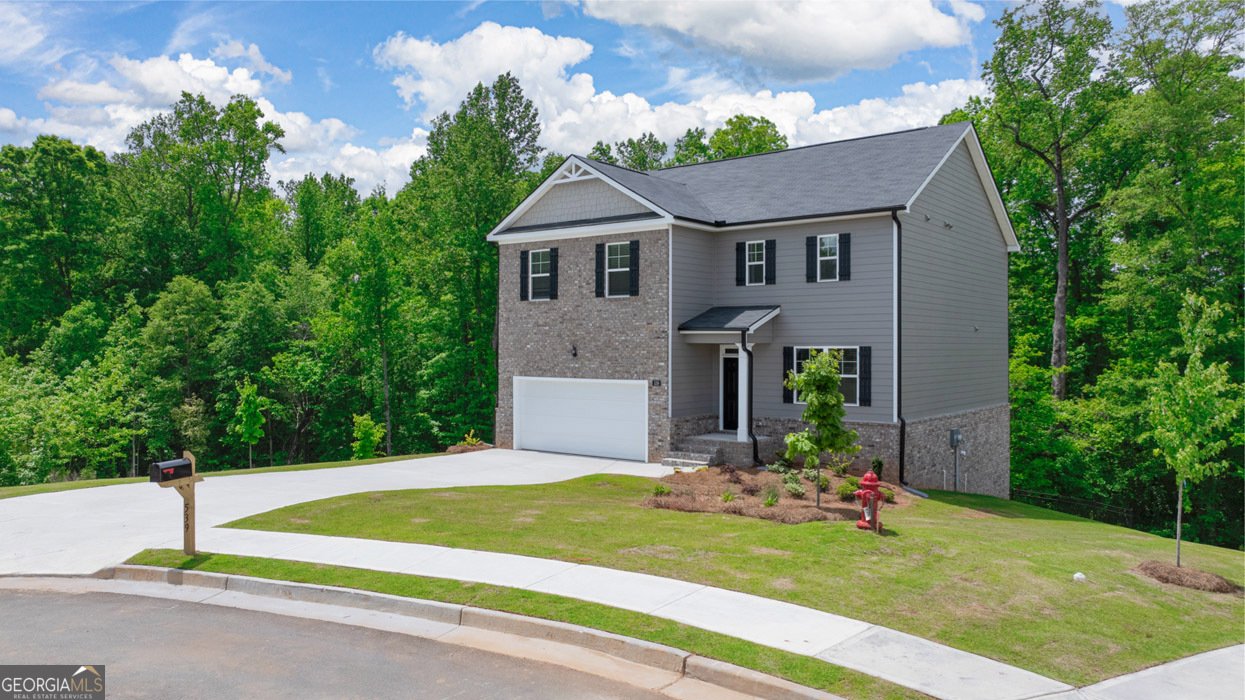 621 Lobelia Way Locust Grove - 40