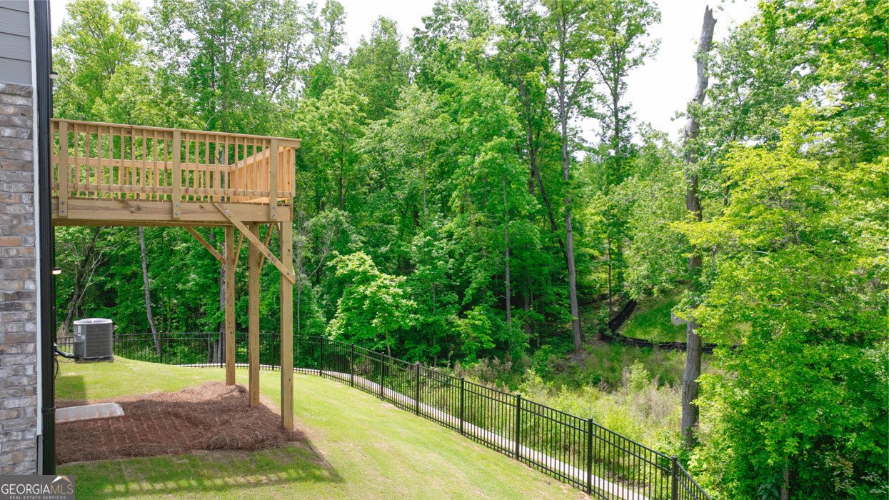 621 Lobelia Way Locust Grove - 41