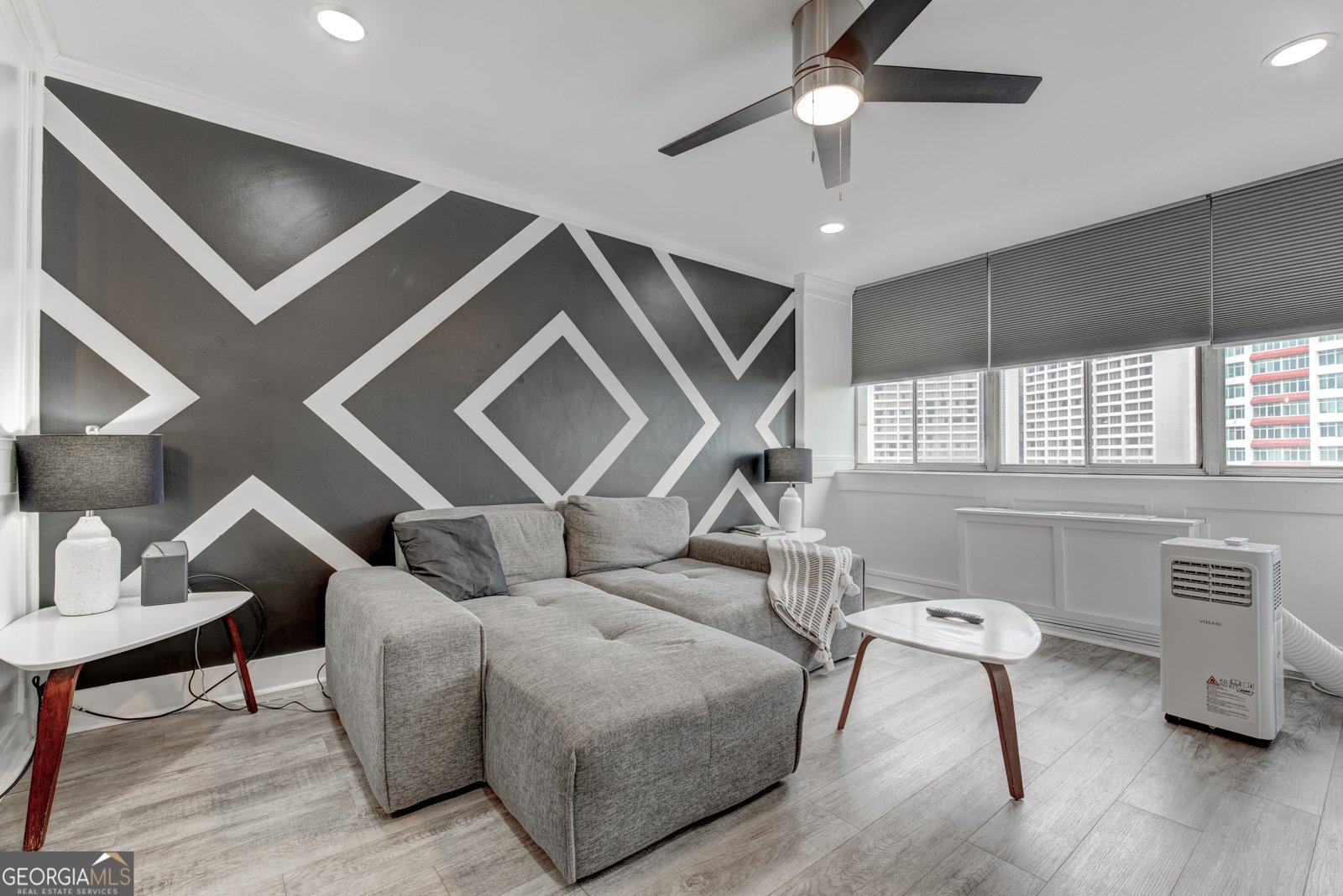 215 Piedmont Avenue Atlanta - 1