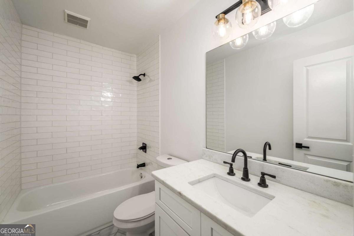 1774 Laurelwood Drive Atlanta - 23