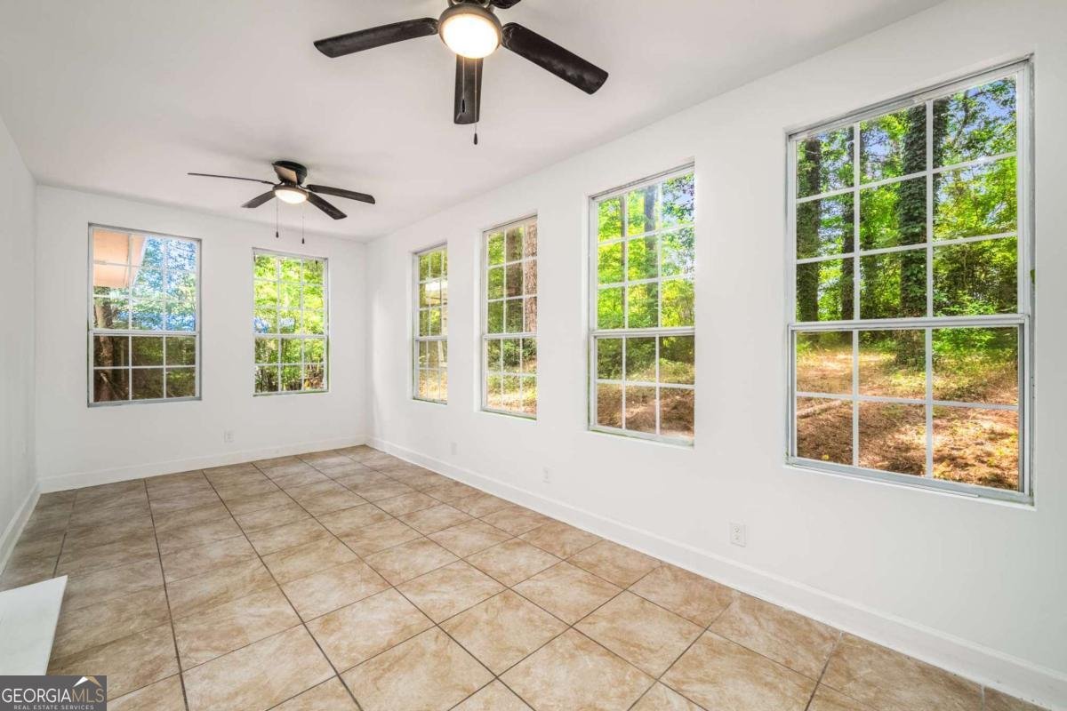 1774 Laurelwood Drive Atlanta - 27