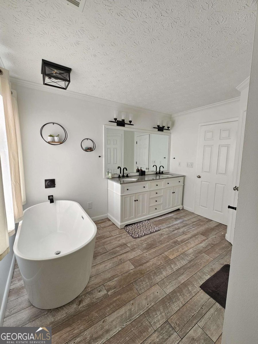 6002 Rockingham Way Gainesville - 22