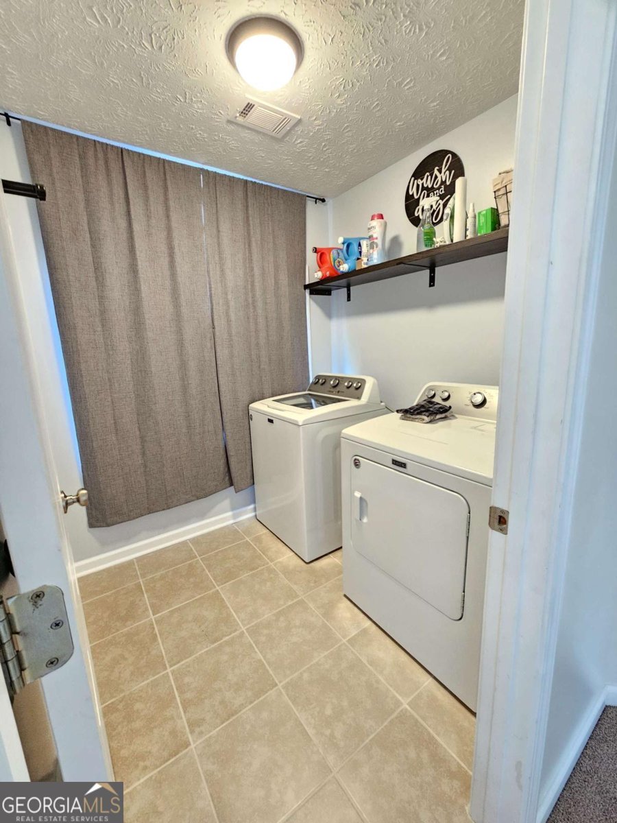 6002 Rockingham Way Gainesville - 24