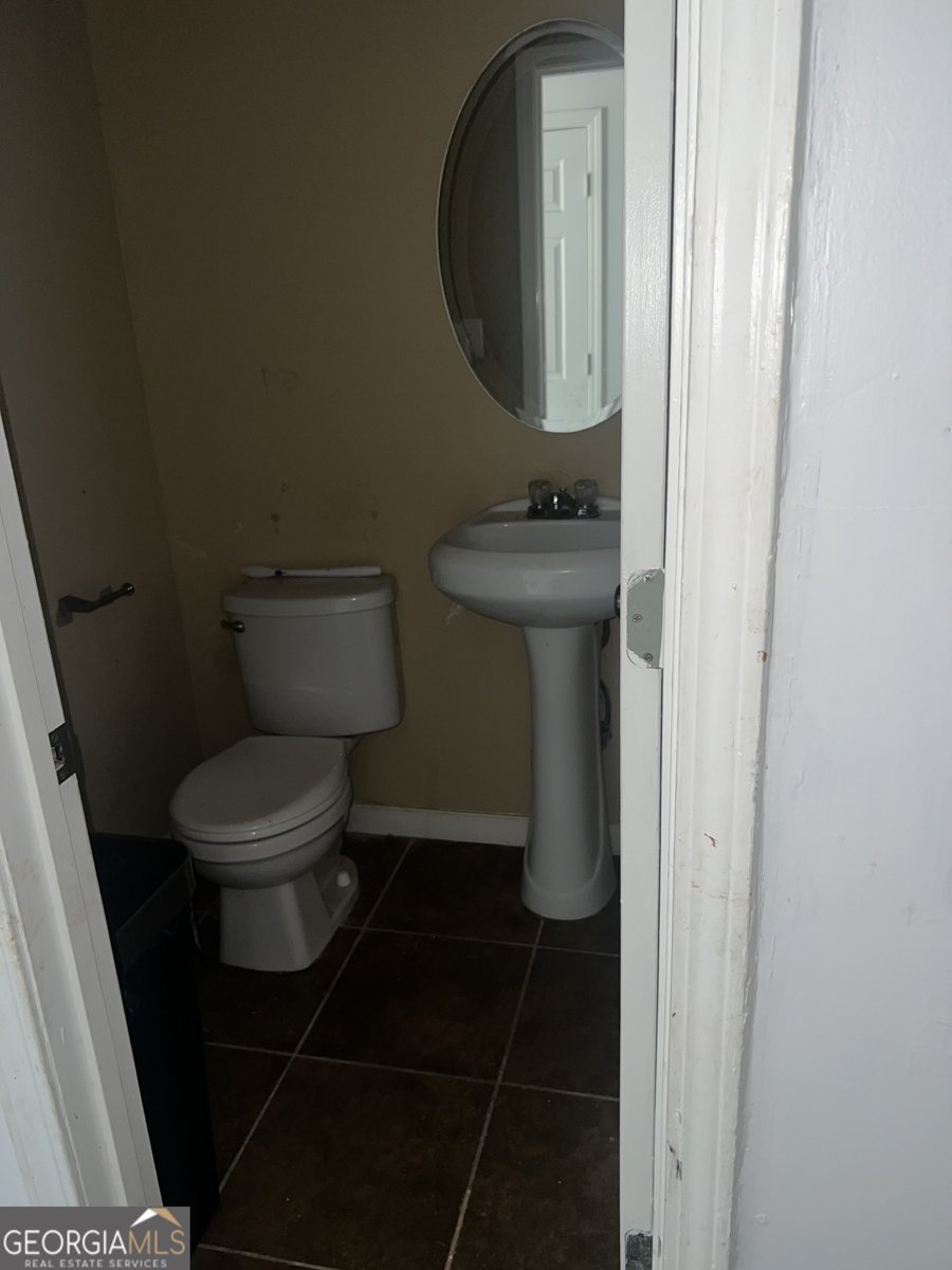 989 Peeples Street Atlanta - 23