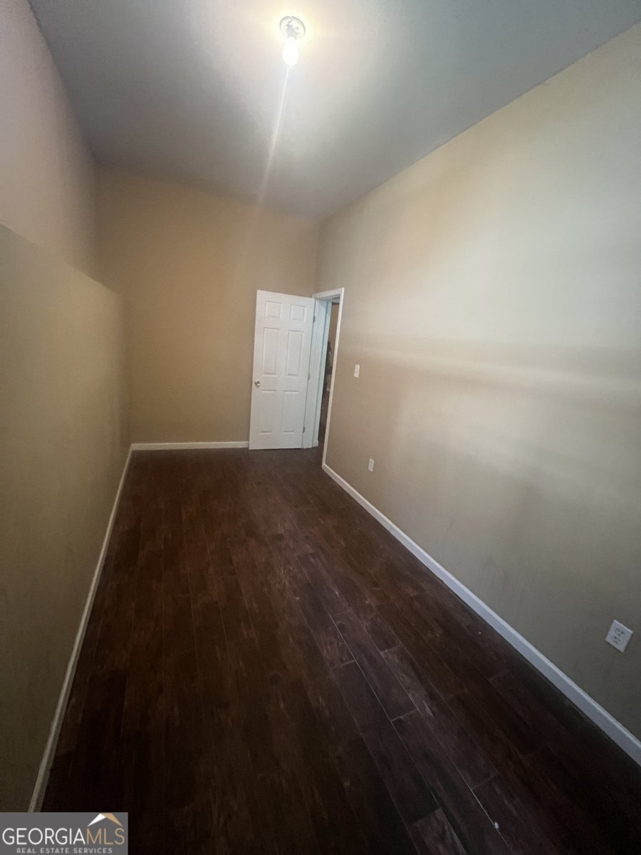 989 Peeples Street Atlanta - 29