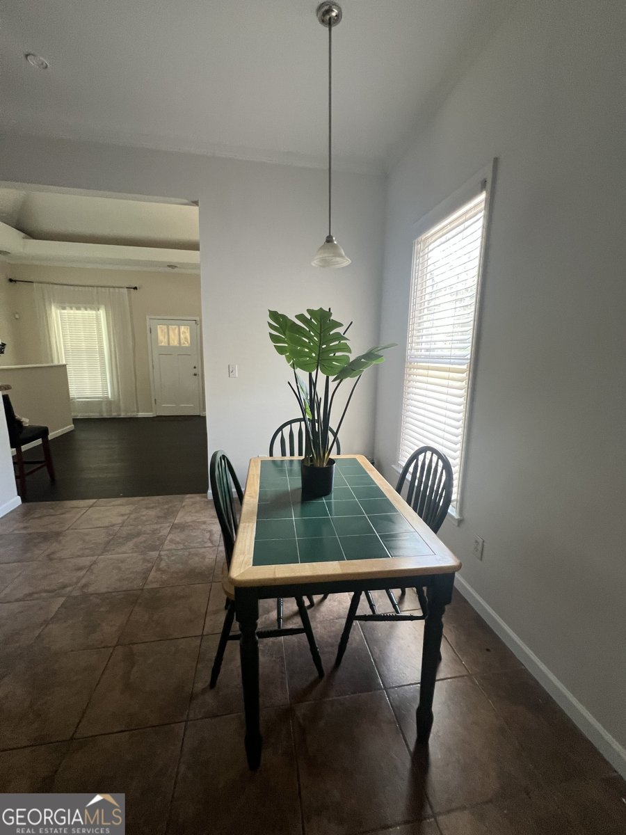 989 Peeples Street Atlanta - 9