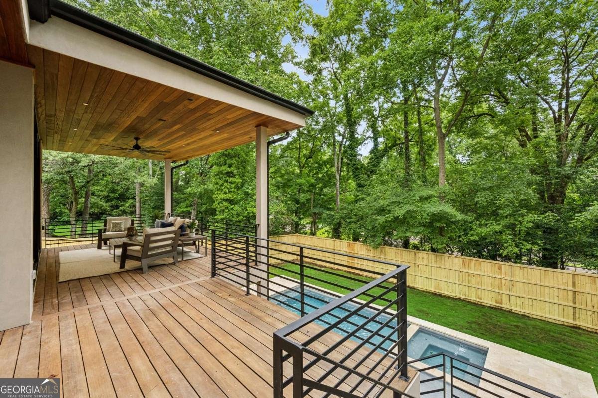 1320 Mayfair Drive Brookhaven - 23