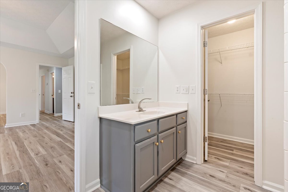 220 Lancaster Way Hiram - 27