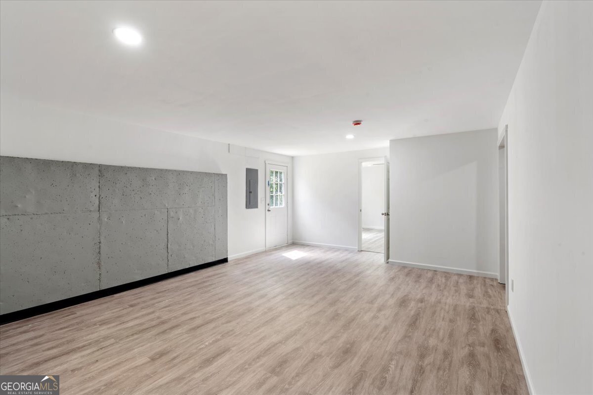 220 Lancaster Way Hiram - 39