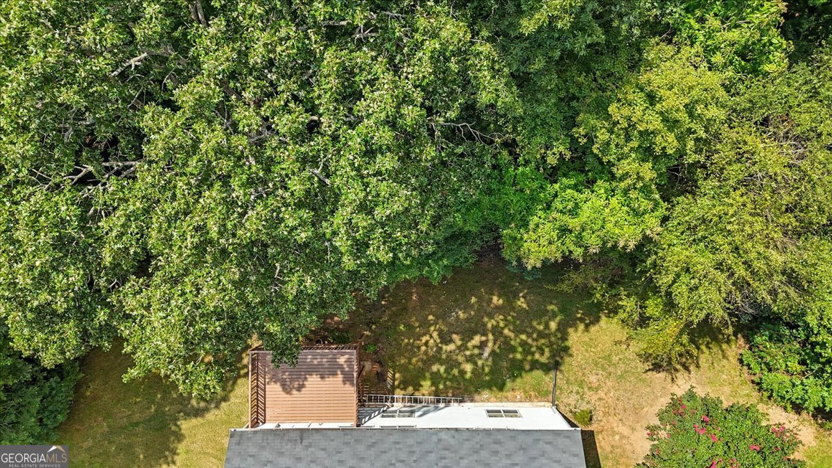 220 Lancaster Way Hiram - 52