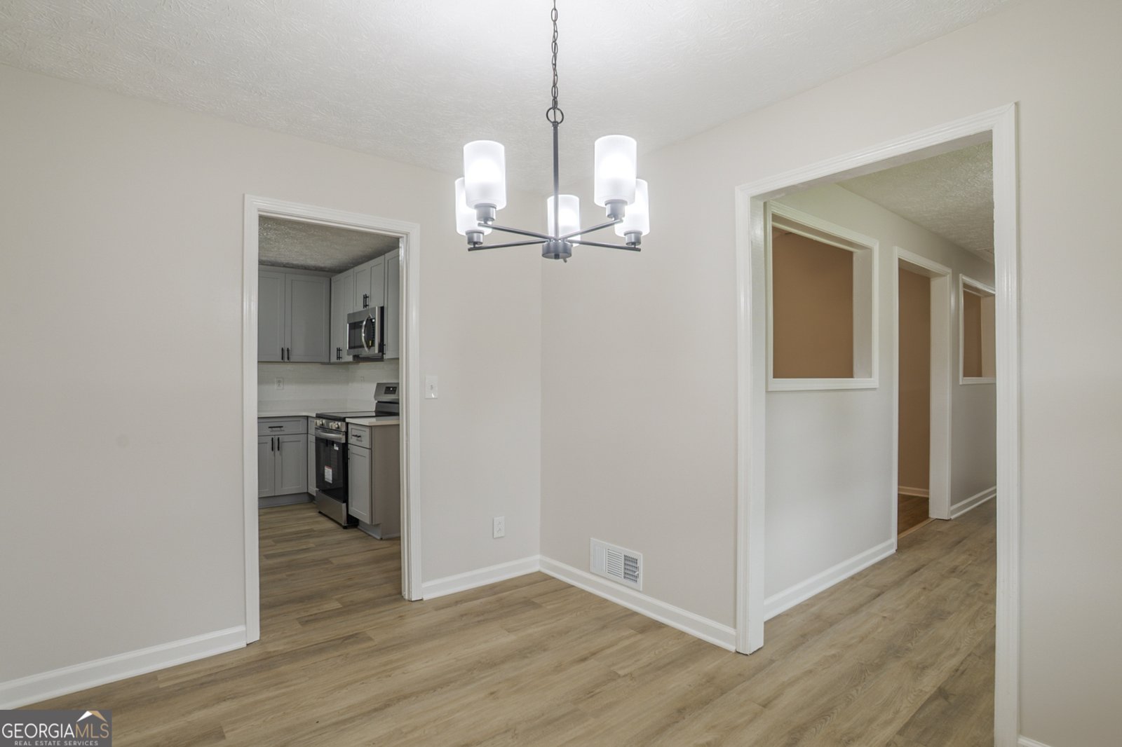 656 William Street Dacula - 15