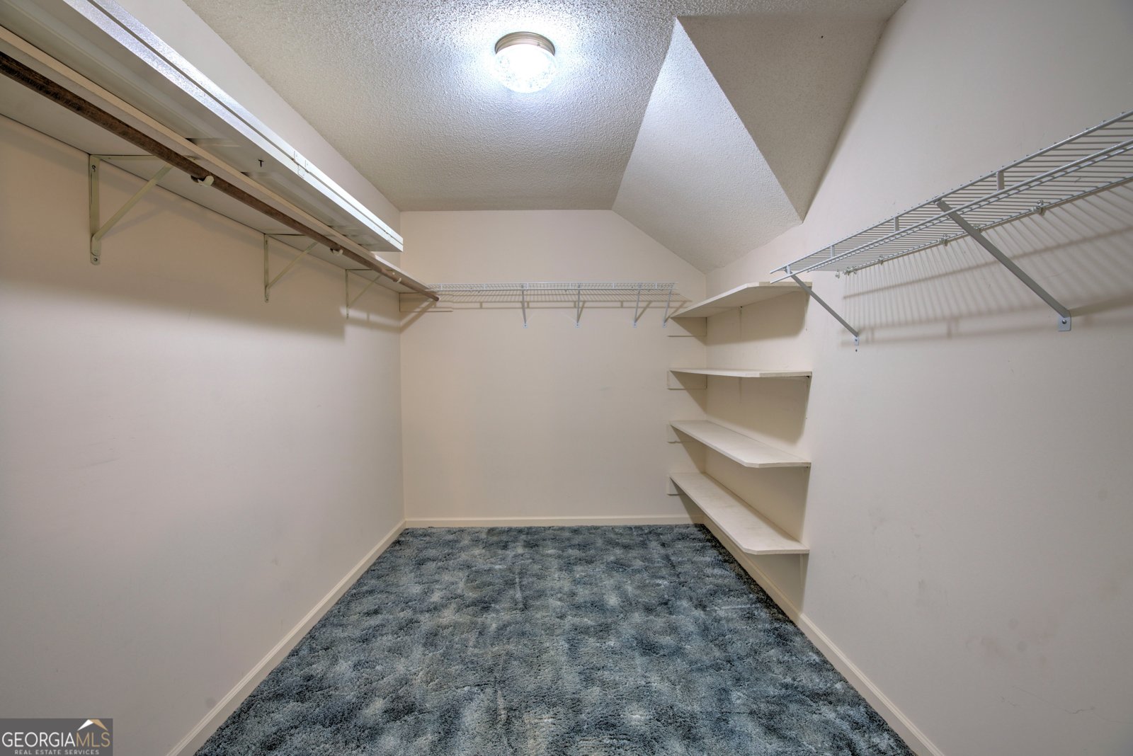15 Ladonna Place Rome - 32