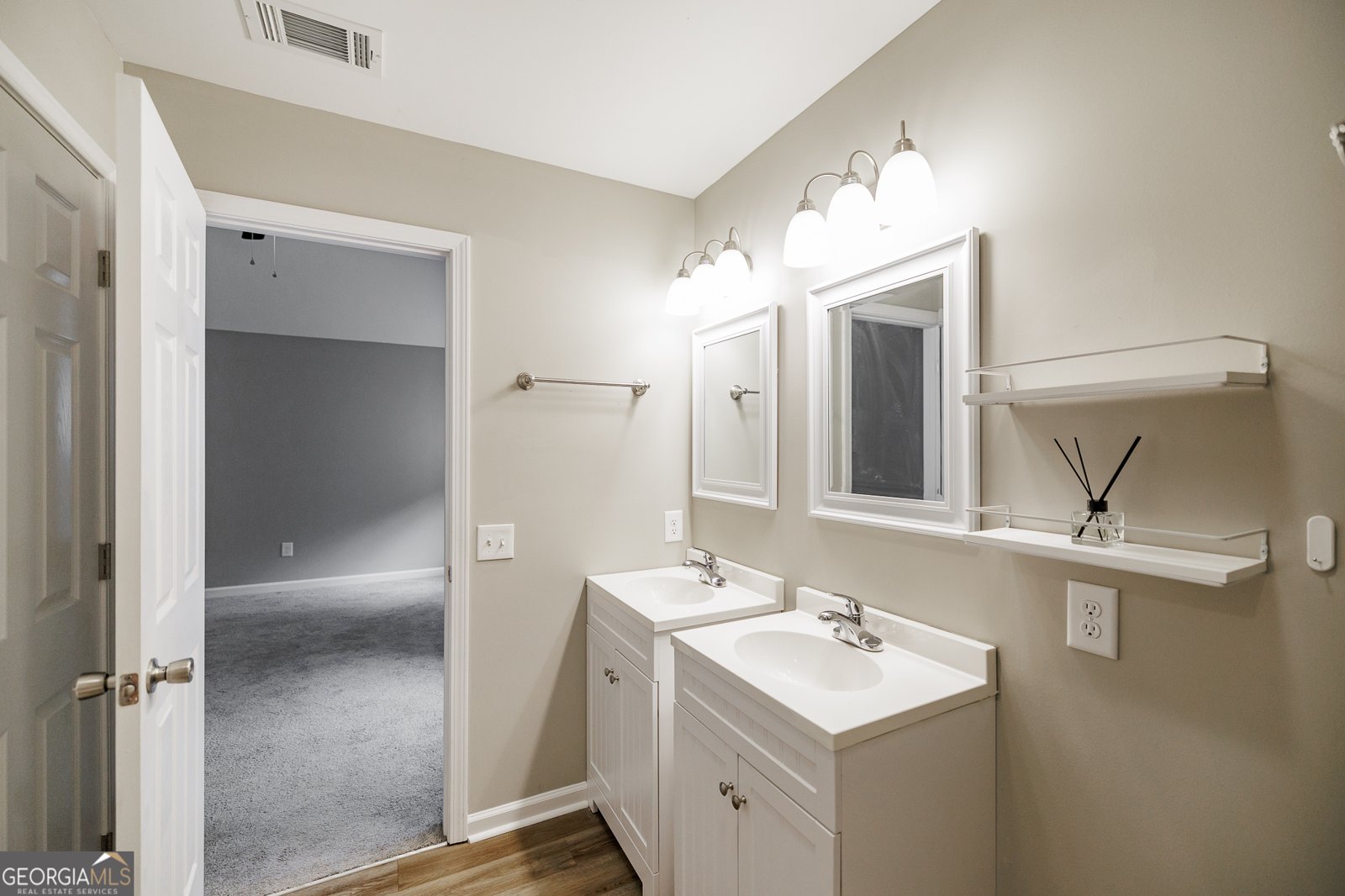 103 Three Rivers Court Hull - 26