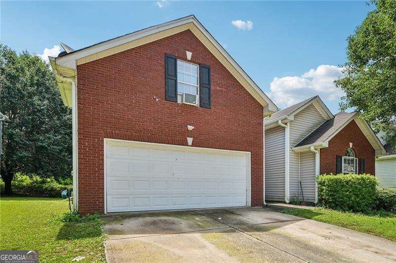 876 Ashton Oak Circle Stone Mountain - 4