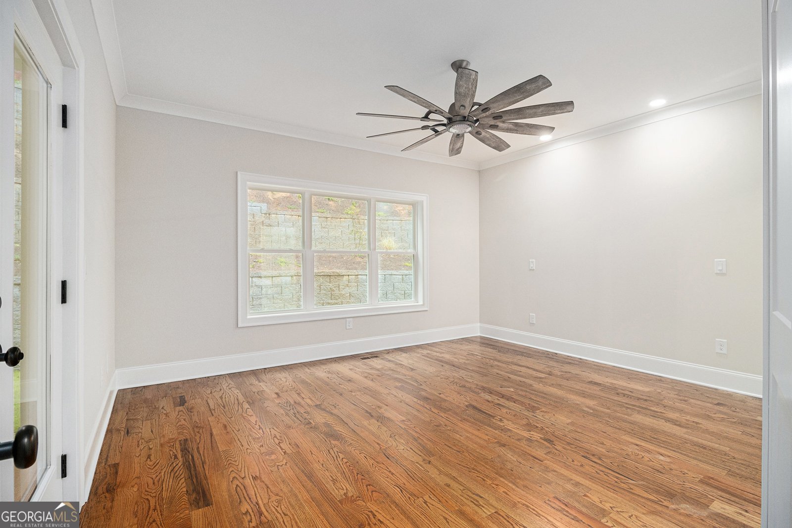 52 Lake Overlook Drive White - 23