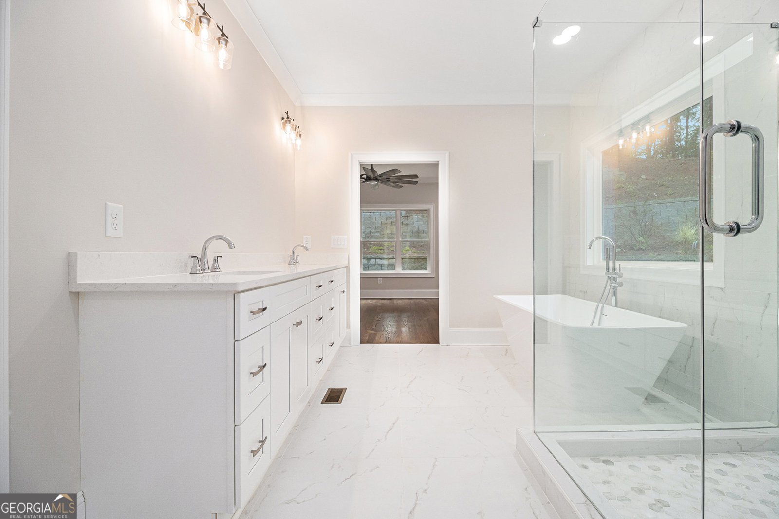 52 Lake Overlook Drive White - 26