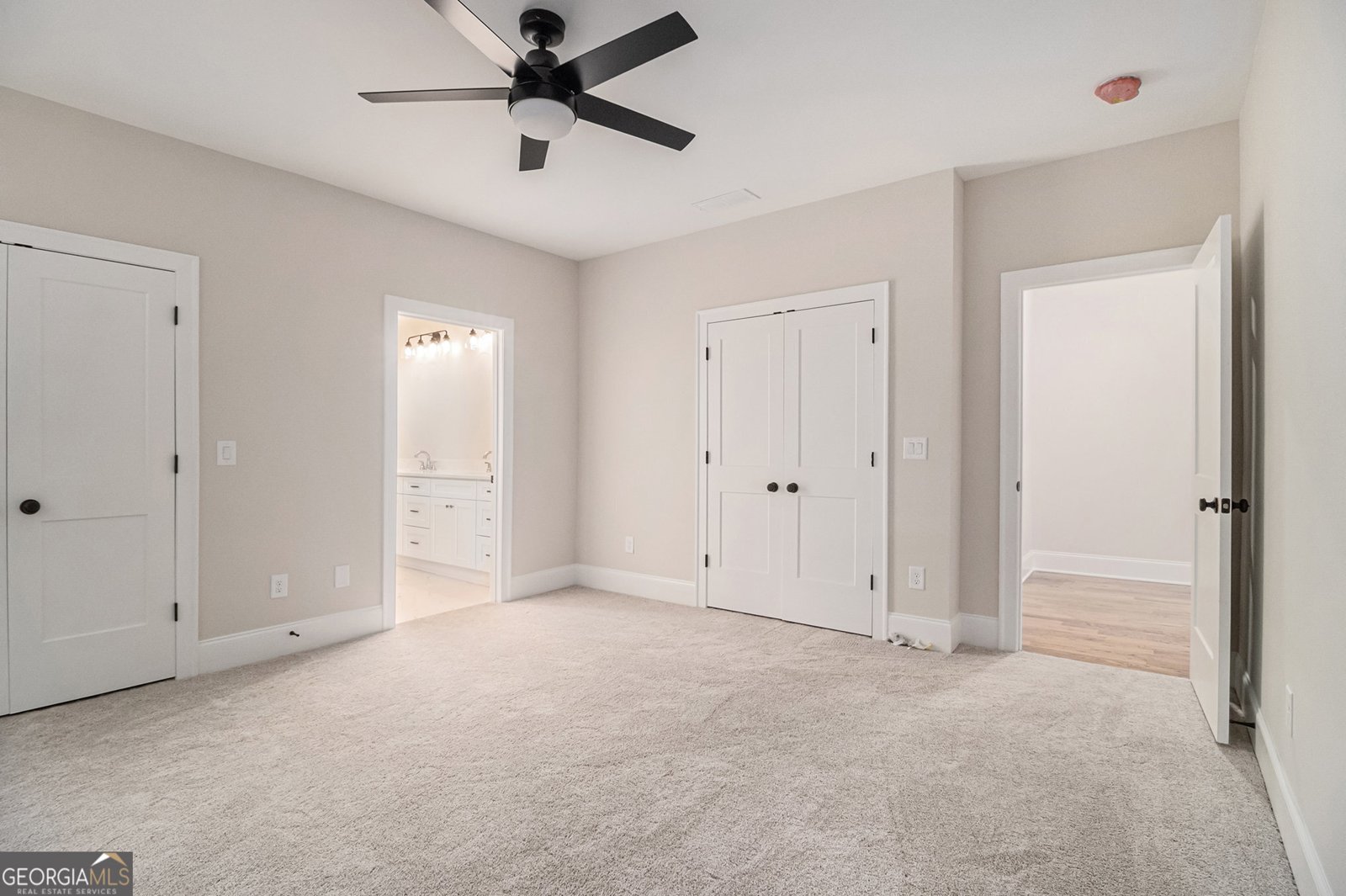 52 Lake Overlook Drive White - 42