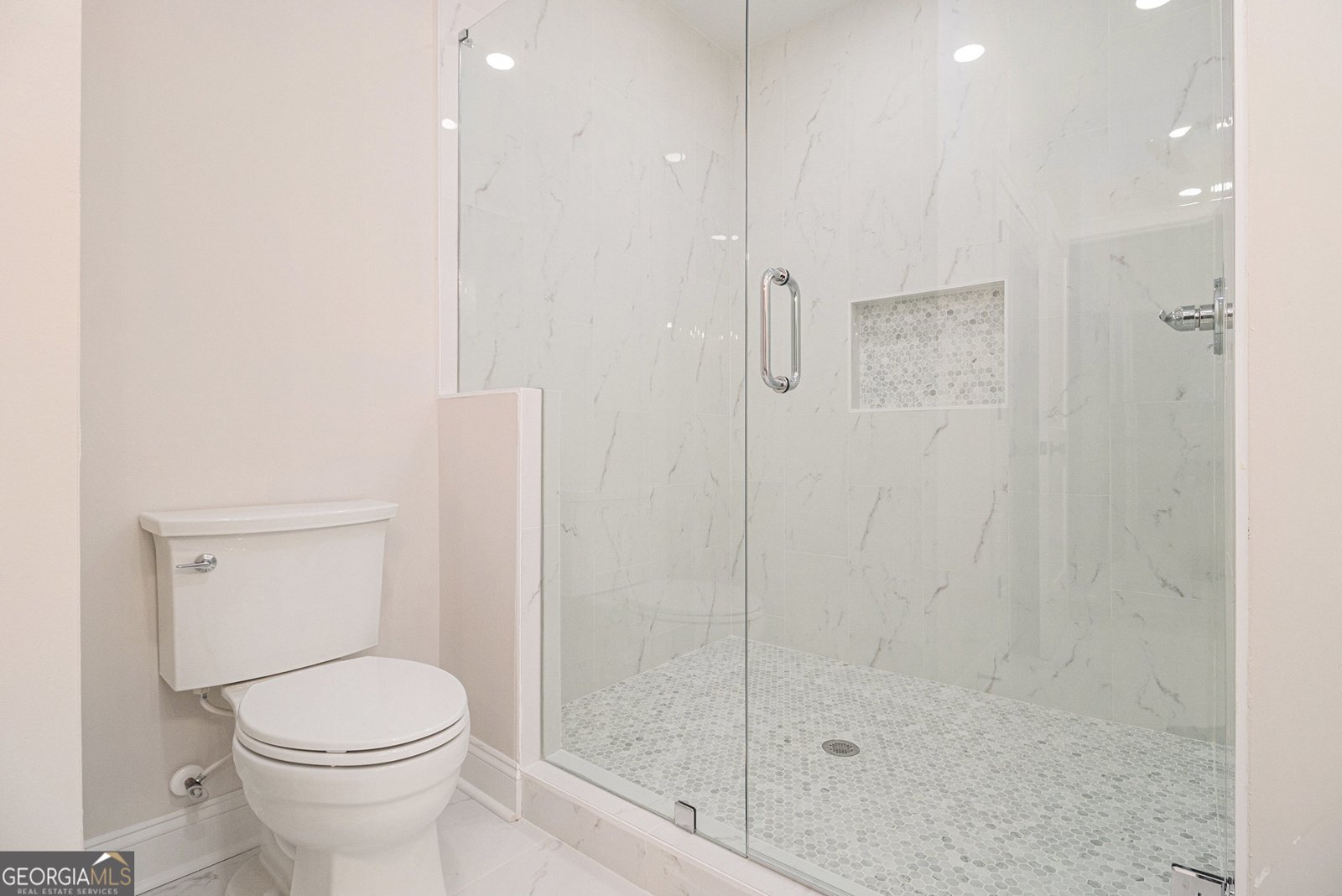 52 Lake Overlook Drive White - 44