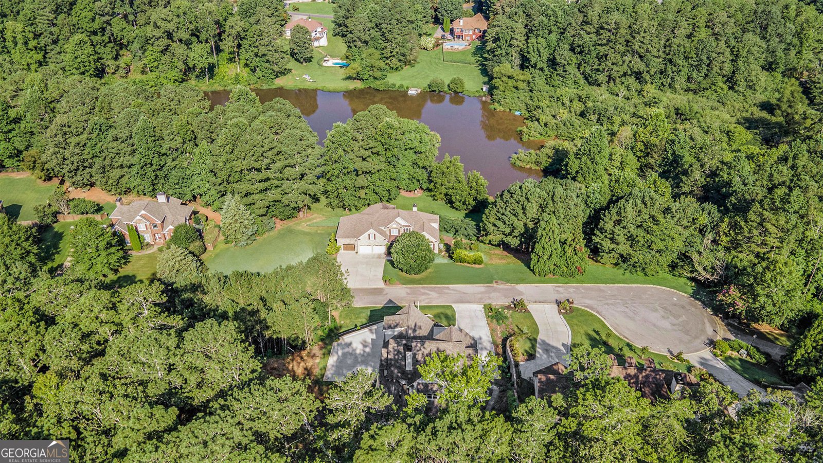 52 Lake Overlook Drive White - 58
