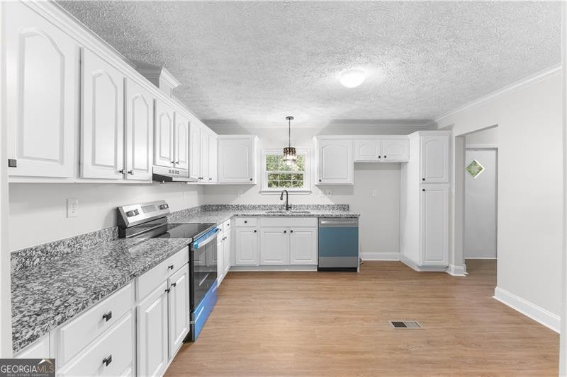 181 Cherry Circle Hartwell - 10