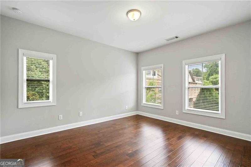 1295 Linden Court Atlanta - 12