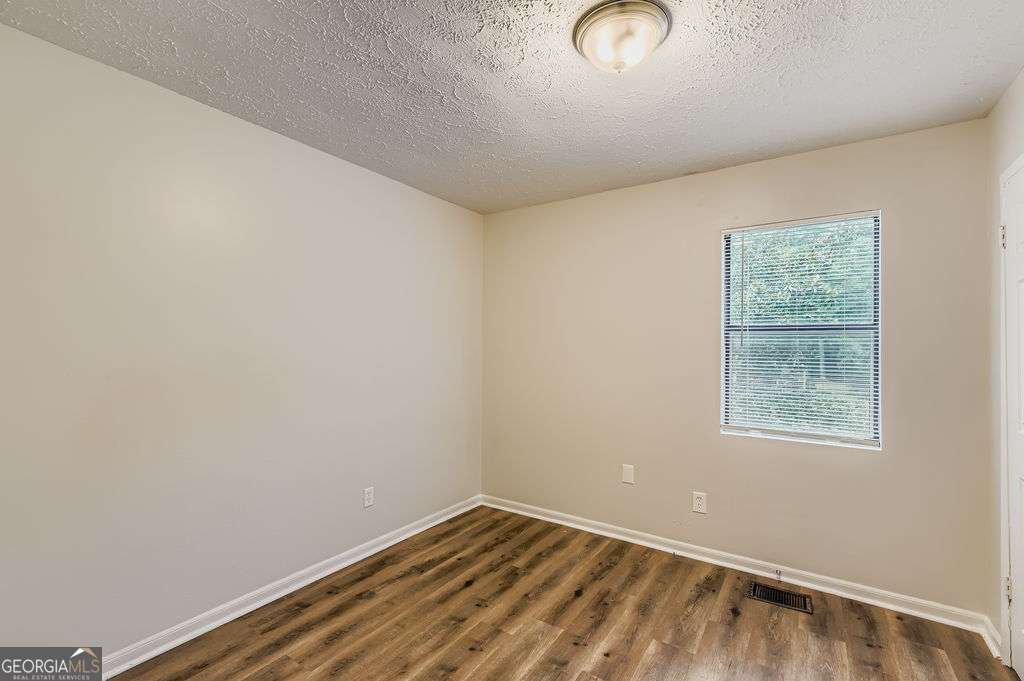 5455 Red Berry Lane Atlanta - 18