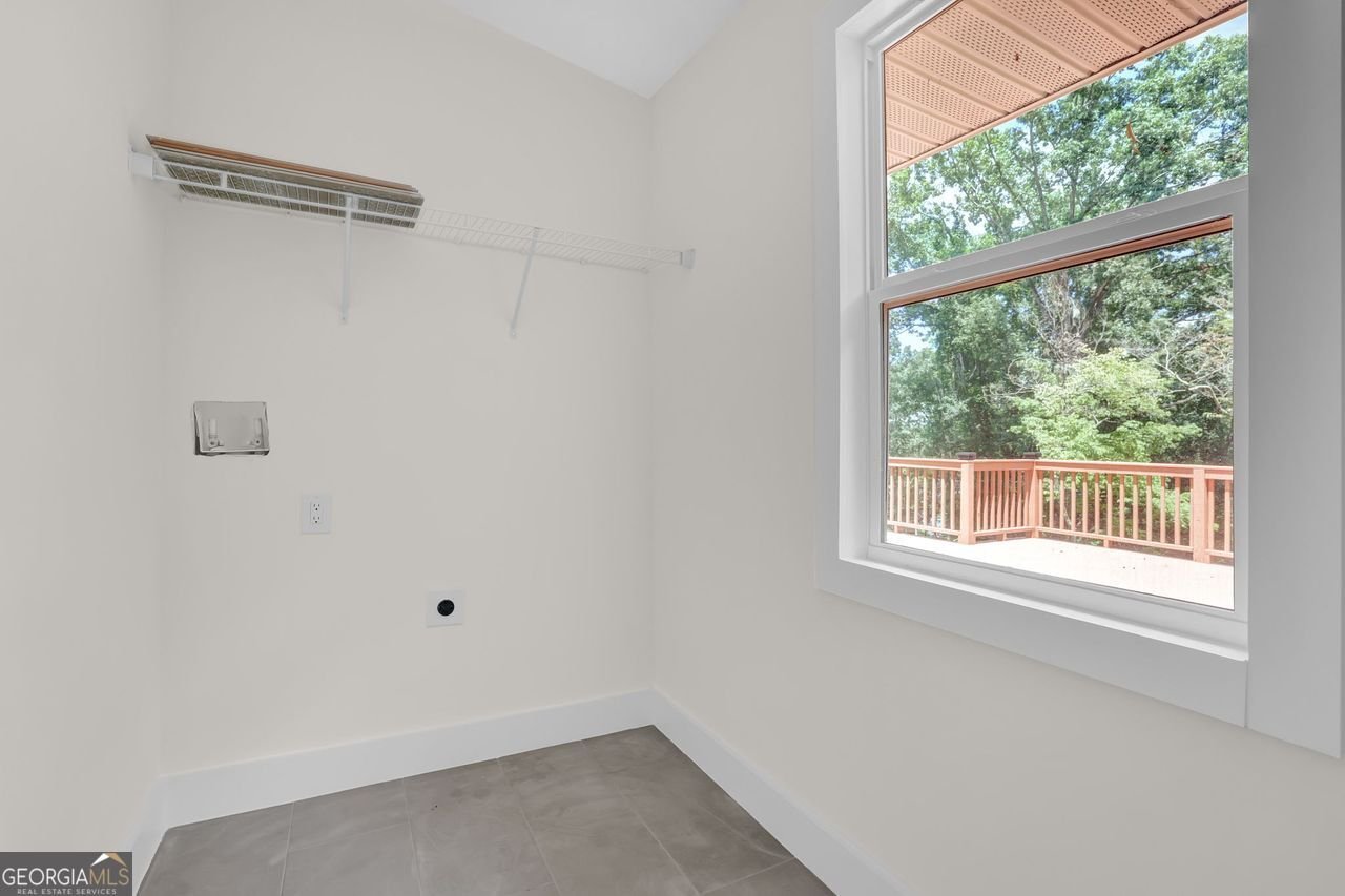 2210 Riverside Drive Gainesville - 33