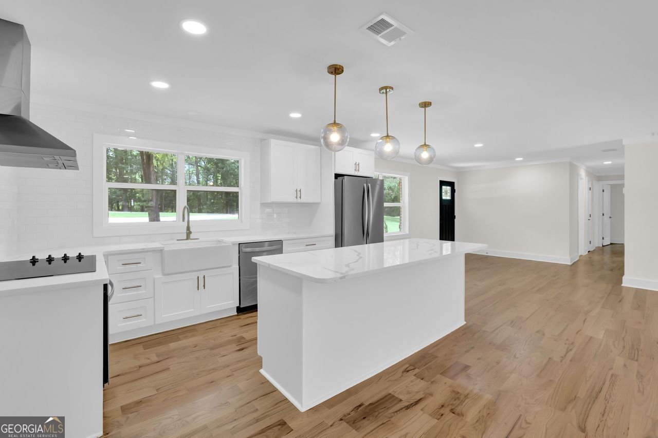 2210 Riverside Drive Gainesville - 35