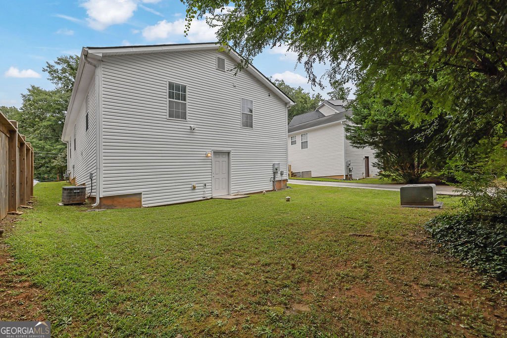 3126 Lynwood Drive Brookhaven - 23