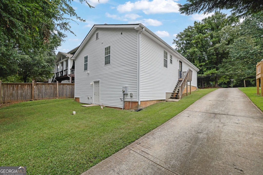 3126 Lynwood Drive Brookhaven - 25