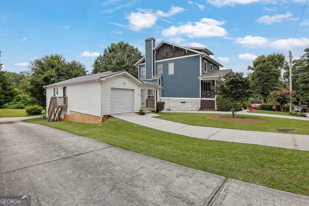 3126 Lynwood Drive Brookhaven - 3