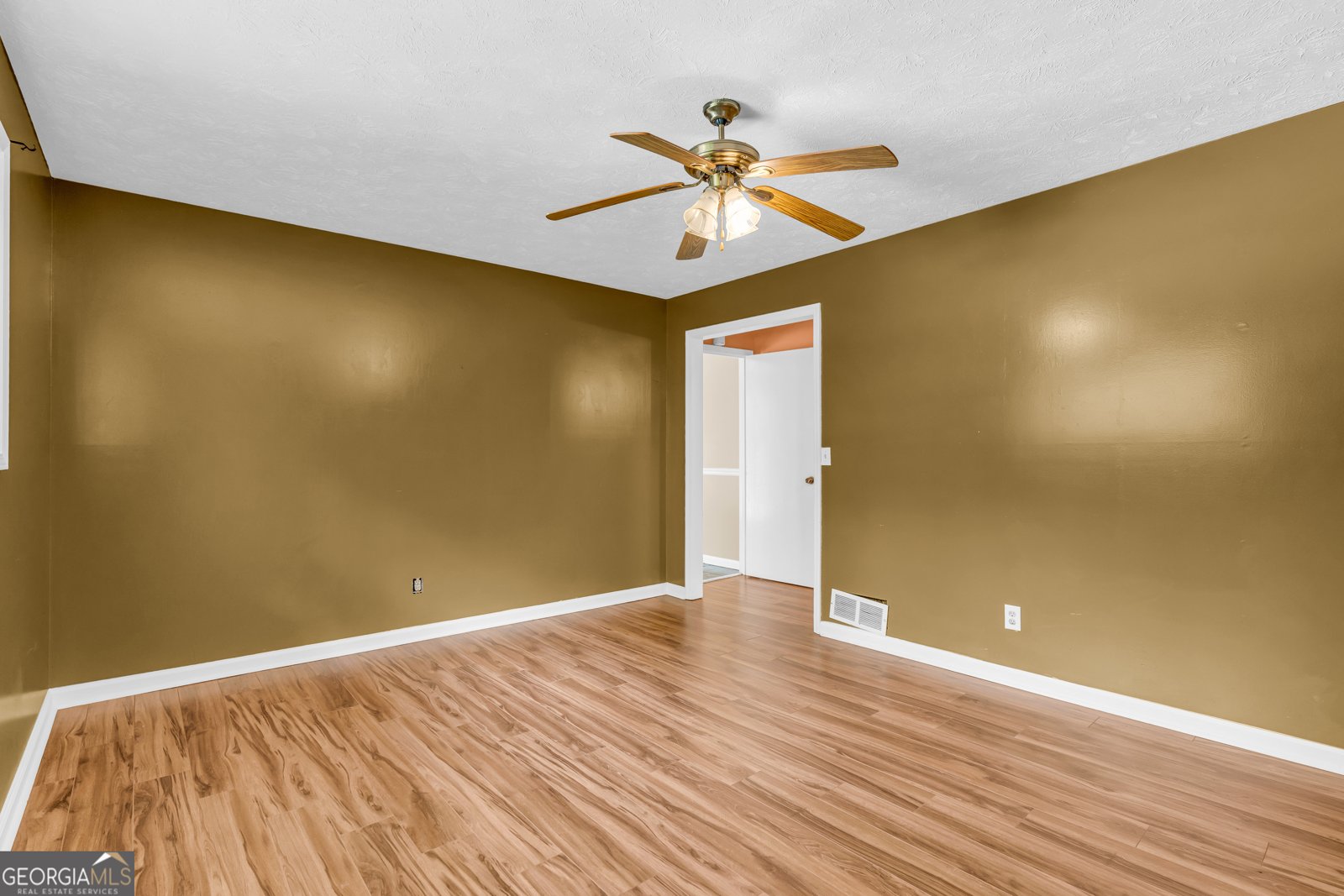 1542 Indian Creek Drive Stone Mountain - 33
